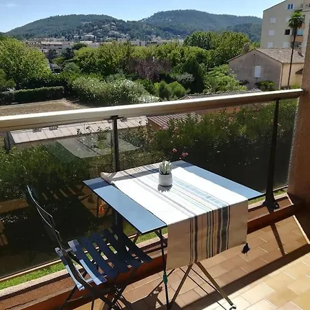 Appartement Les Jardins Du Luxembourg Hyères