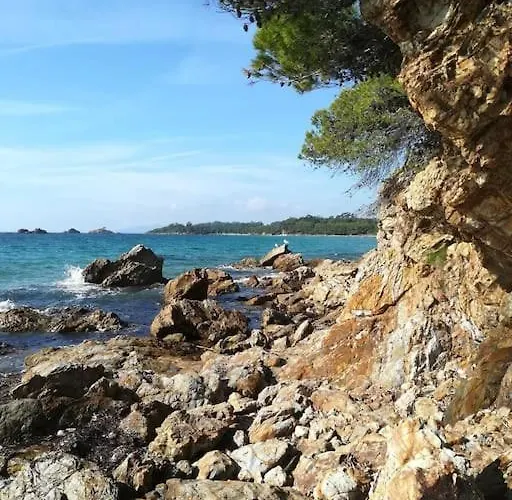 Les Jardins Du Luxembourg Apartment