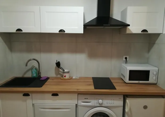 Apartment Les Jardins Du Luxembourg Hyeres